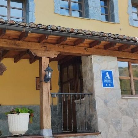Albergue El Caseron De Fuentes Carrionas Cardano de Abajo Exterior photo