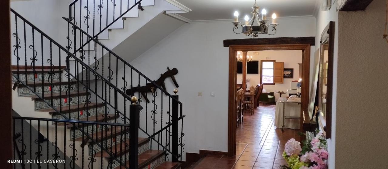 Albergue El Caseron De Fuentes Carrionas Cardano de Abajo Exterior photo